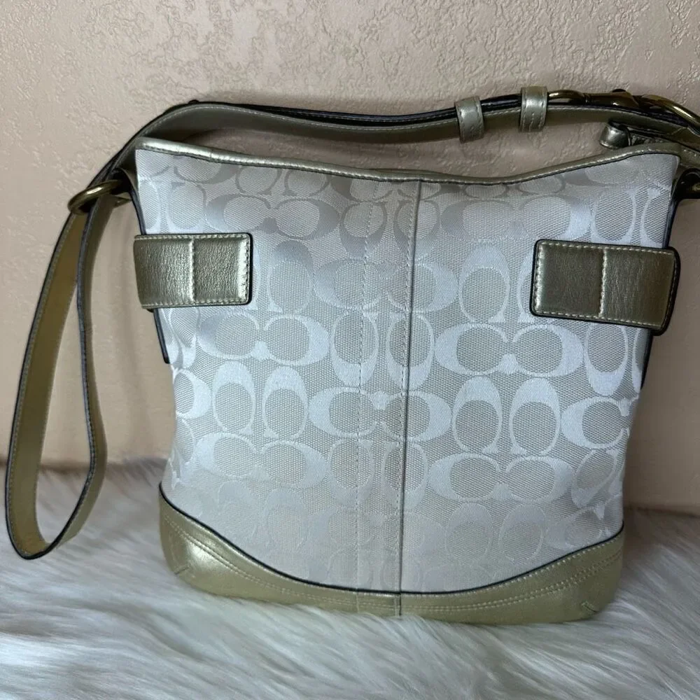 Coach shoulder 503 see